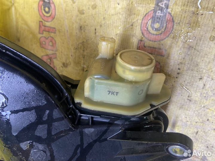 Коллектор впускной Toyota Mark X X120 4GR-FSE 2008