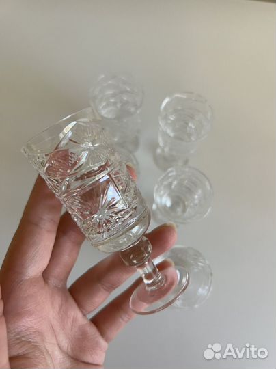 Хрустальные фужеры и бокалы