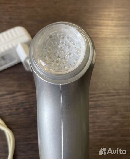 Массажный аппарат для ухода за лицом Desheli