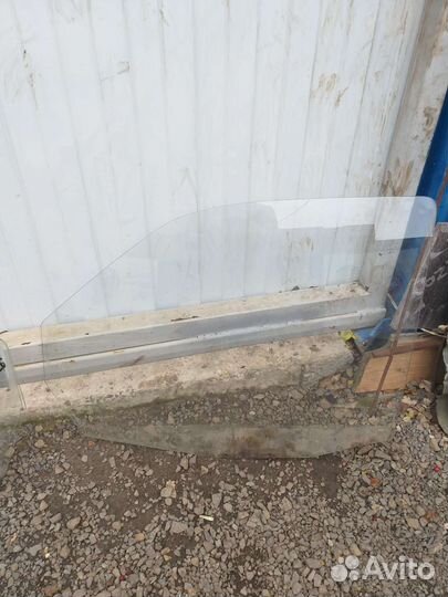 Стекла на мерседес вито 638