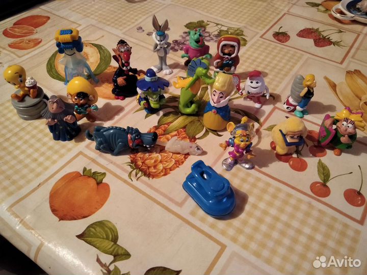 Игрушки из киндера