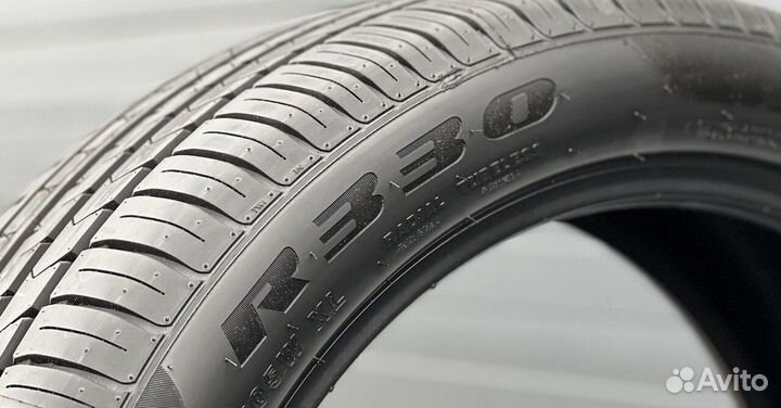 Winrun R330 285/35 R22 106W