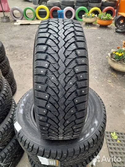 Pirelli Formula Ice 215/60 R16 99T