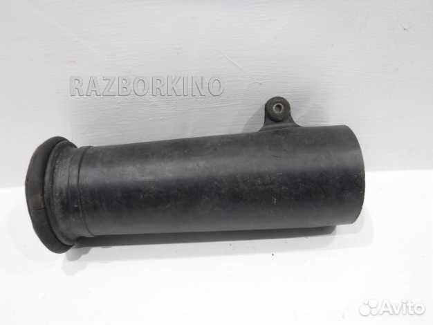 Воздухозаборник двигателя