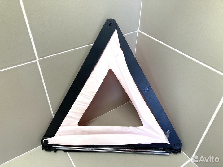 Знак аварийной остановки Chery S11-8208010