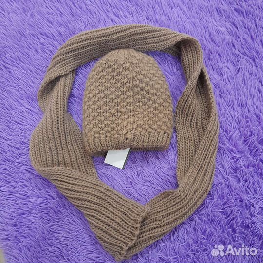 Шапка с шарфом