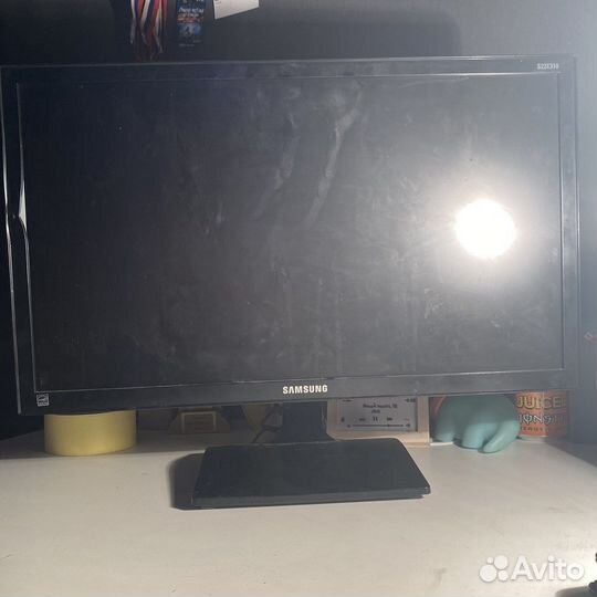 Монитор Samsung S22E310HY