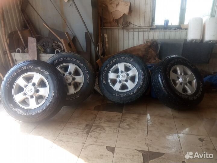 Bridgestone Blizzak MZ-03 275/70 R16