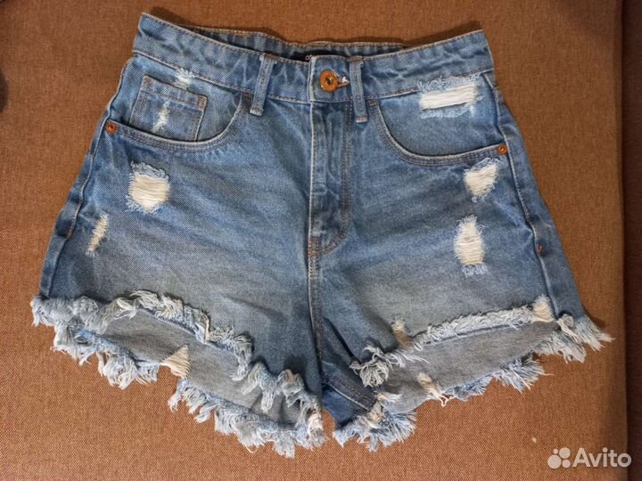 Джинсовые шорты