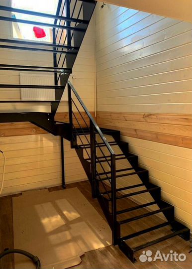 Металлокаркас для лестницы 