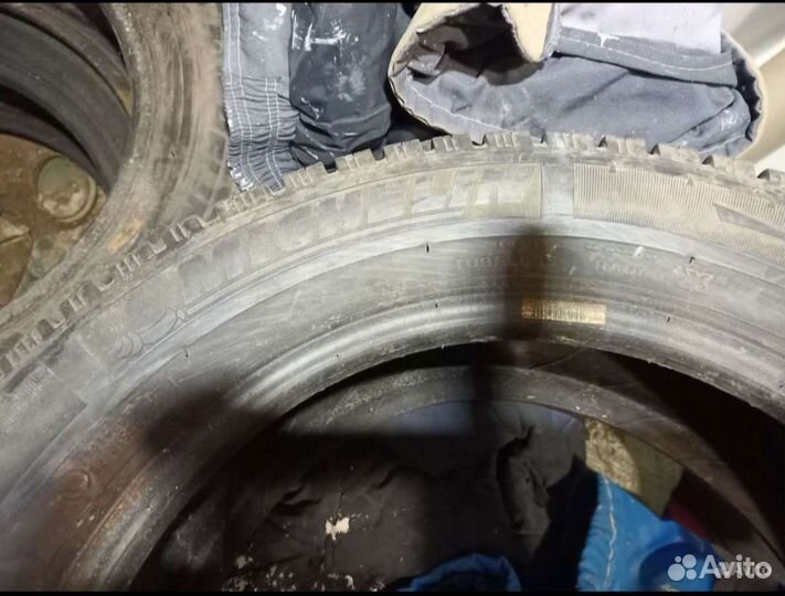 Michelin X Radial 215/55 R16