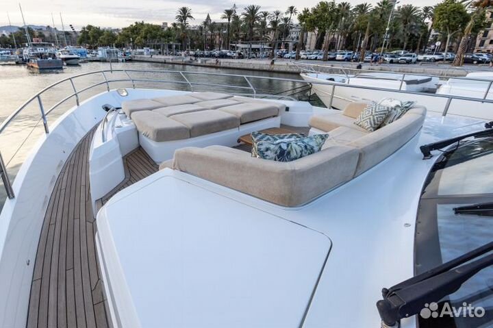 Моторная яхта Princess Y75 2018