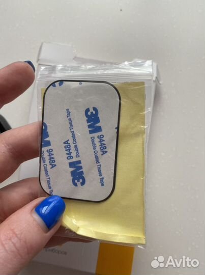 Магнитный держатель телефона