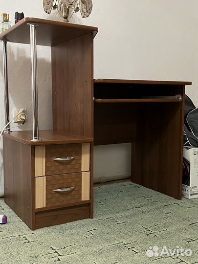 Компьютерный столик