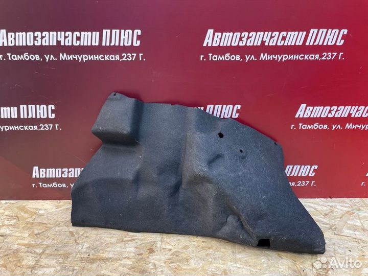 Обшивка багажника левая Renault Logan