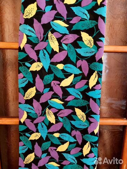 Отрезы ткани крепдешин