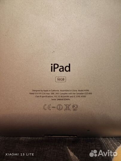 Планшет apple iPad 8 gb залоченый