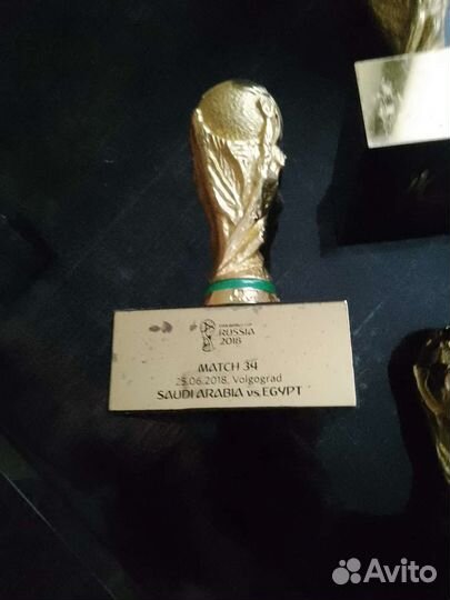 Кубки fifa 2018 с дефектами