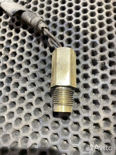 Датчик температуры охлаждающей жидкости d4db