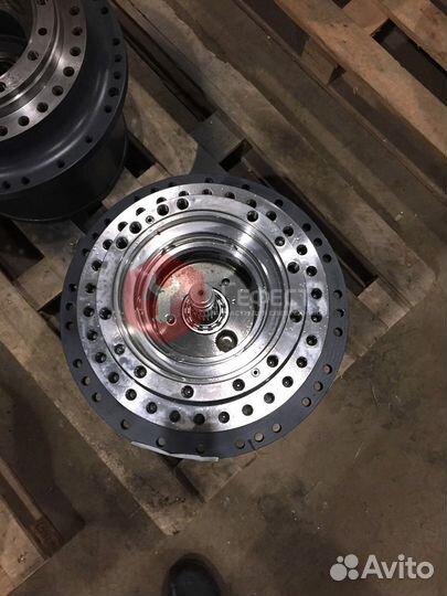 Редуктор хода Volvo EC220ELR 14528733