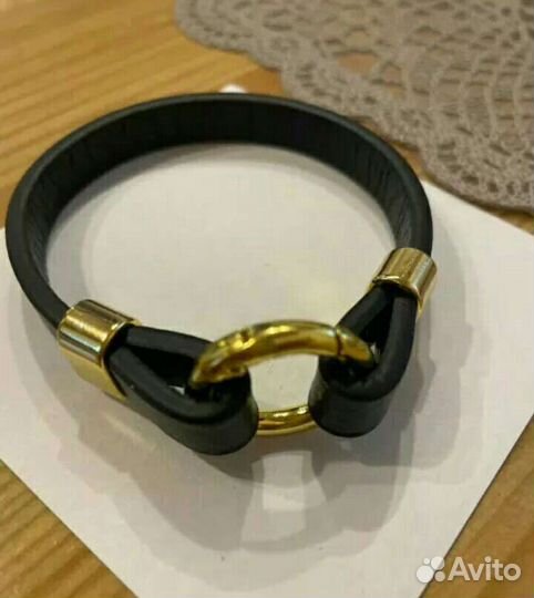 Два браслета