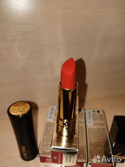 Тональная основа. Lancome