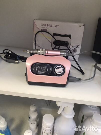 Машинка для маникюра и педикюра
