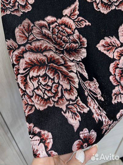 Missguided платье нарядное футляр 44 46