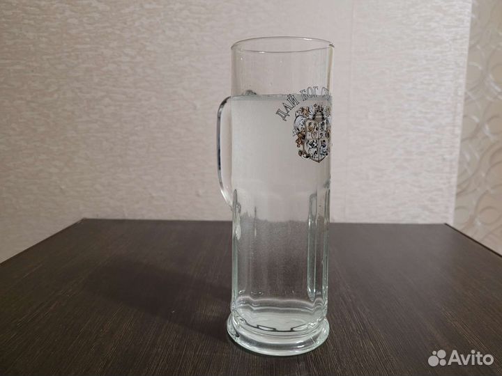 Новый бокал для пива с ручкой 0.5л