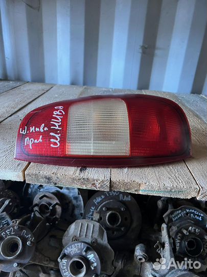Фонарь правый Chevrolet Niva