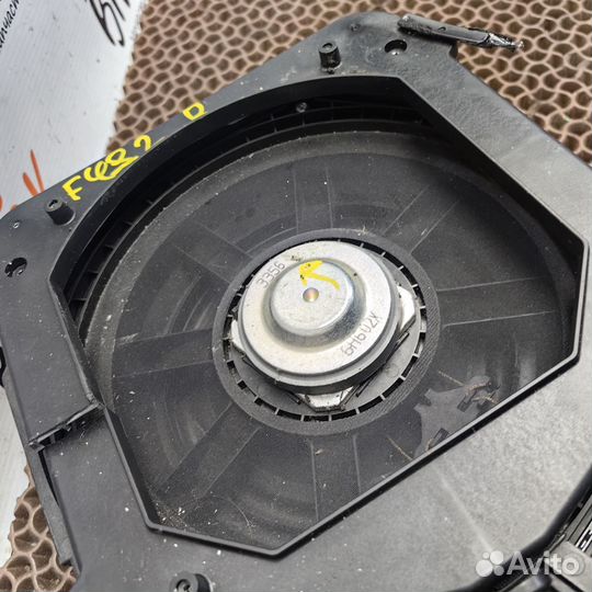 Нч-динамик правый stereo BMW f45 f46 x1 f48 x3 f39