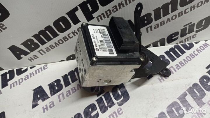 Блок ABS Volkswagen Passat 3C2 BVY 18.05.2006