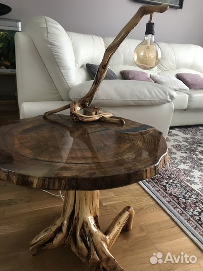 Светильник. Настольная лампа. Лиственница