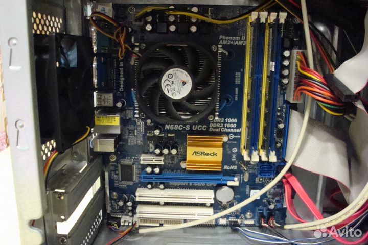 Материнская плата(в комплекте)