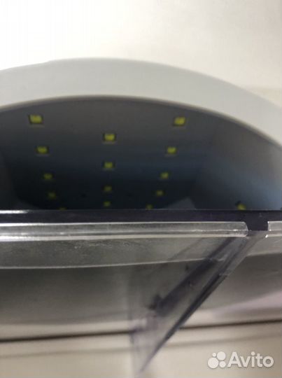 Лампа для ногтей