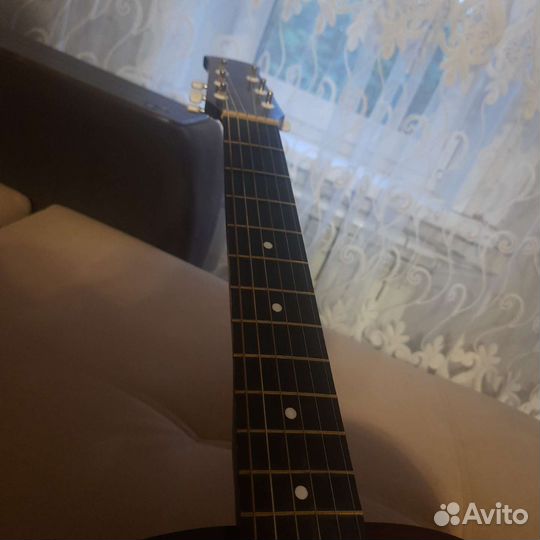 Гитара акустическая