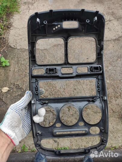 Центральная консоль для Hyundai Accent