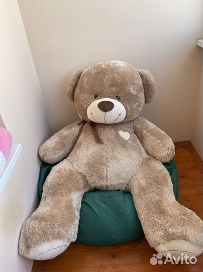 Плюшевый медведь