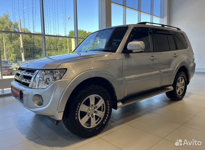 Mitsubishi Pajero 3.0 AT, 2012, 261 982 км