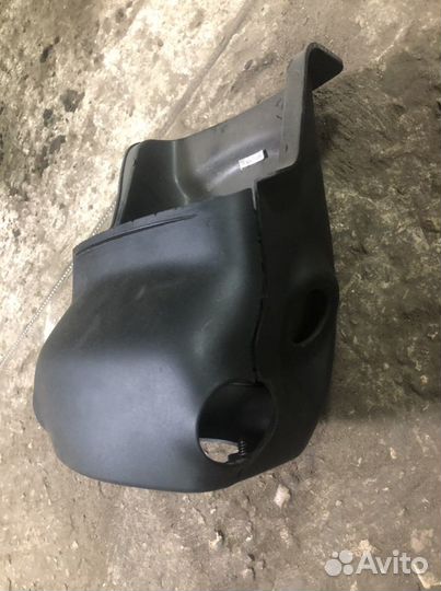 Подрулевой кожух на Kia Rio 3