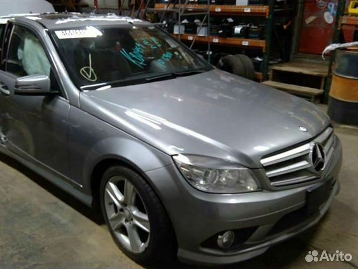 Mercedes Benz W204 C204 AMG 2008 год по болтам