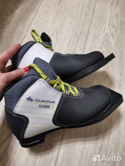 Лыжные ботинки