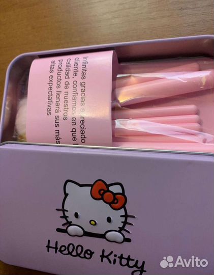 Подарок Hello kitty набор кисточек для макияжа