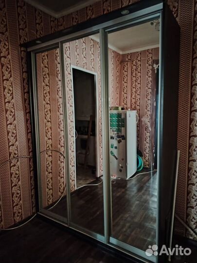 Шкаф купе с зеркалом в прихожую бу