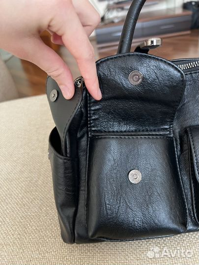 Сумка женская кожаная с ремнем