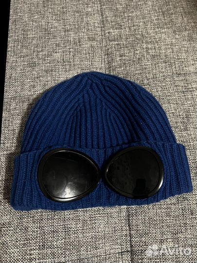 C p company шапка