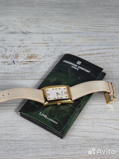 Часы женские Frederique Constant с бриллиантами ор