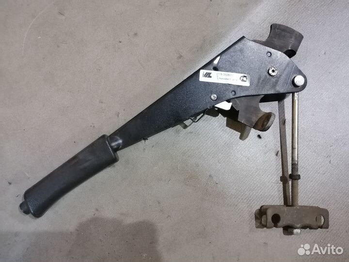Рычаг стояночного тормоза LADA Granta