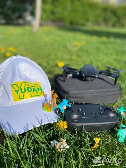 Дрон с камерой E88 Pro / E99 Pro / V4