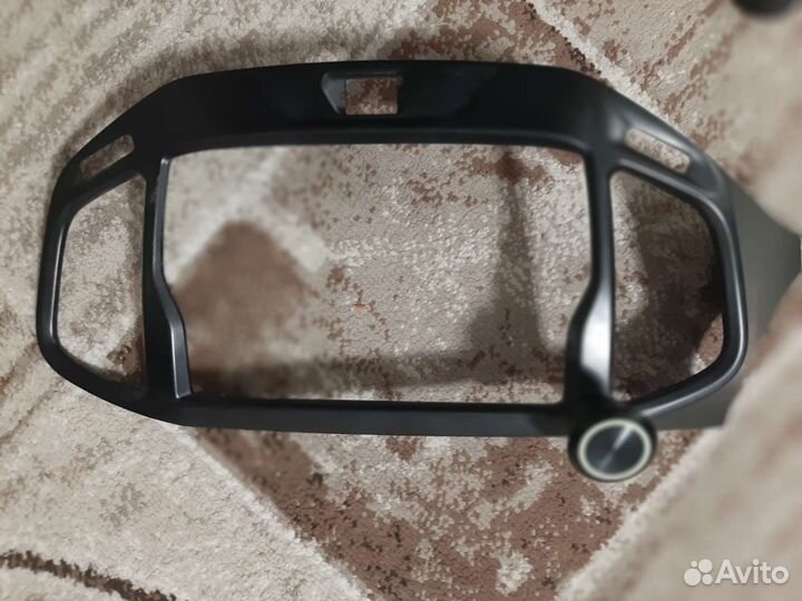 Штатная магнитола LADA vesta